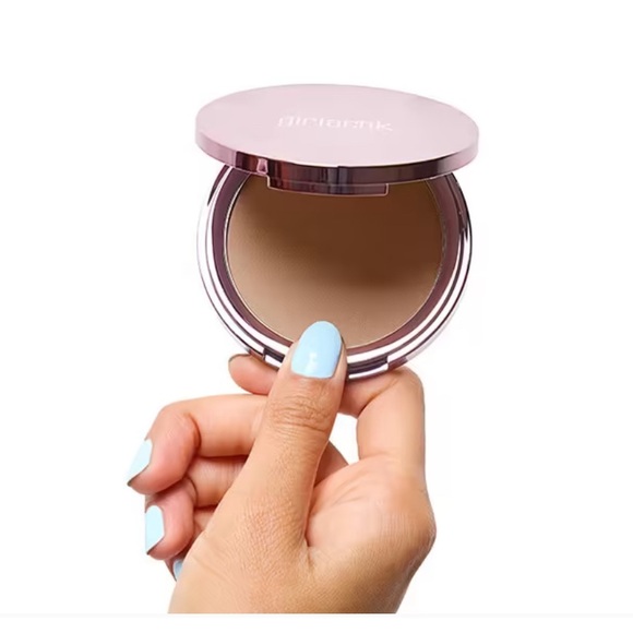 Girlactik Luminous Face Powder - Picture 2 of 4